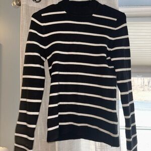 American Eagle Black and White Striped Sweater